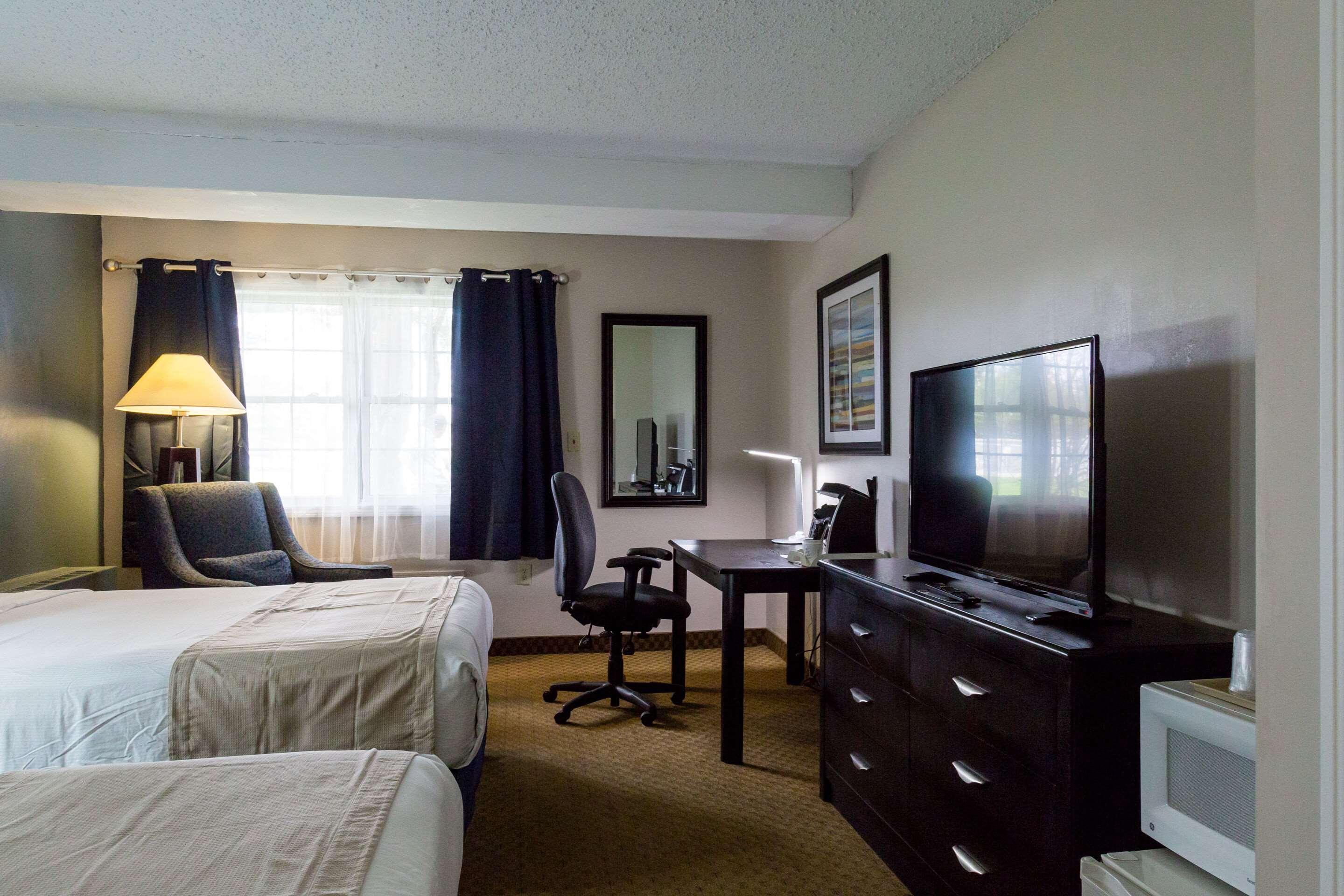 Fireside Inn & Suites Auburn ลูอิสตัน ภายนอก รูปภาพ