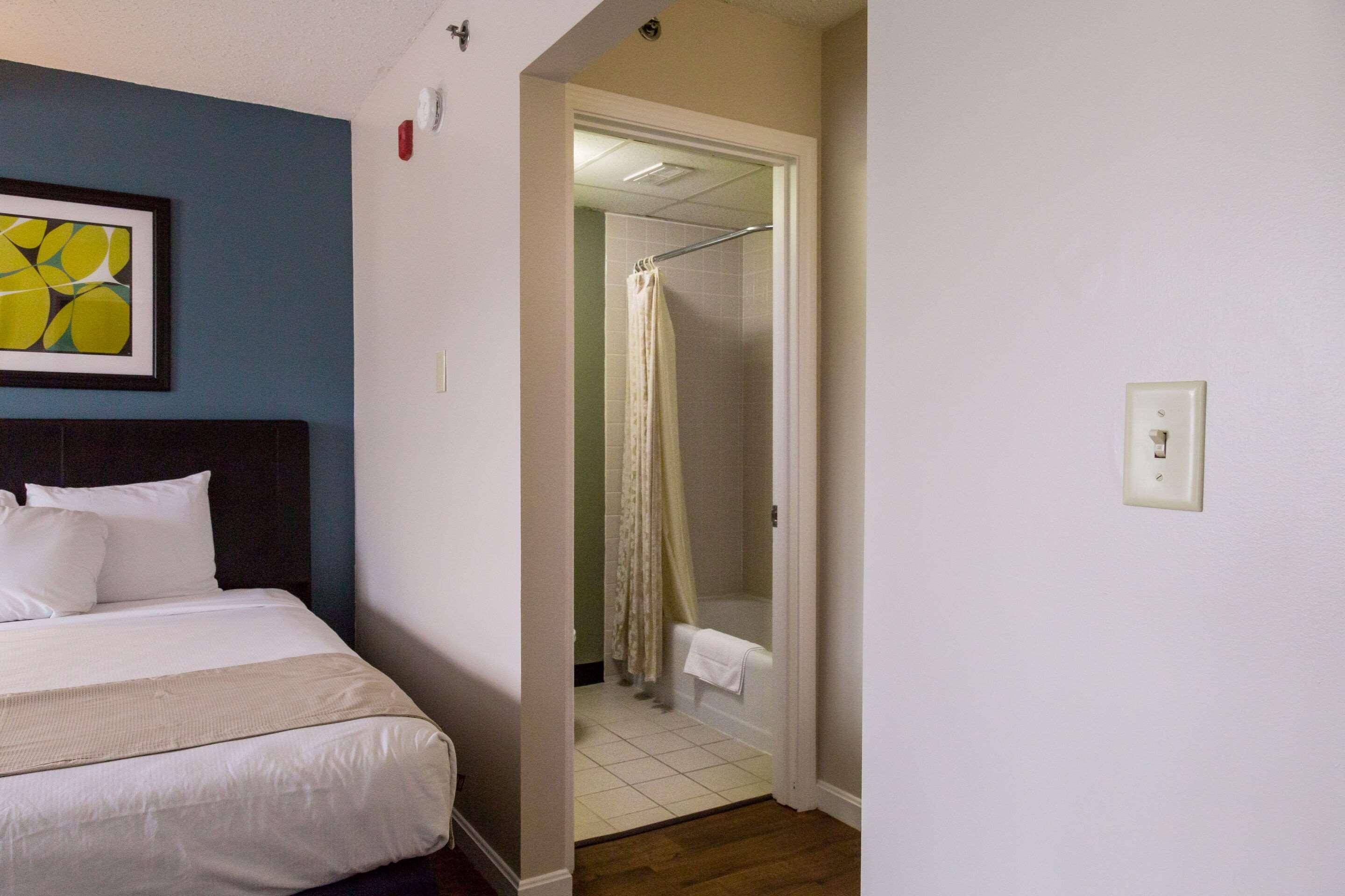Fireside Inn & Suites Auburn ลูอิสตัน ภายนอก รูปภาพ