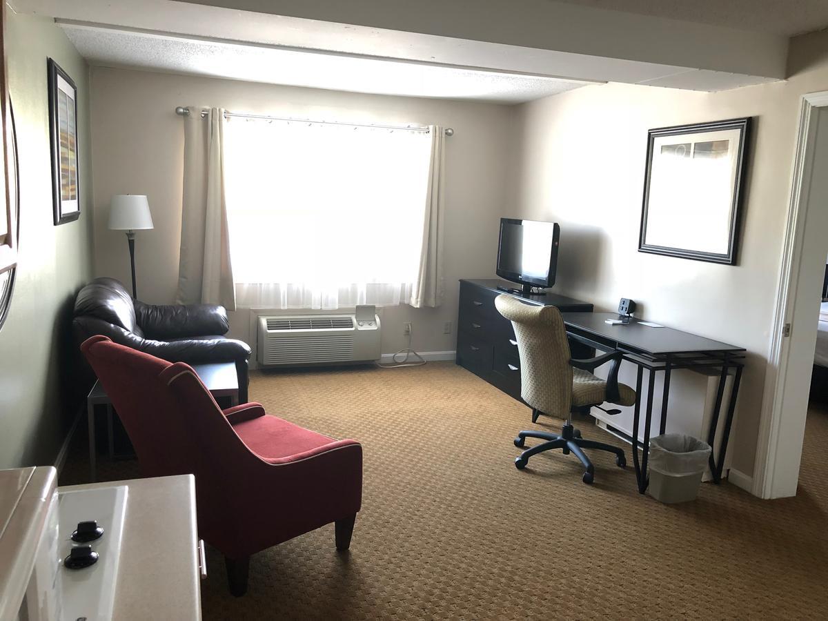 Fireside Inn & Suites Auburn ลูอิสตัน ภายนอก รูปภาพ